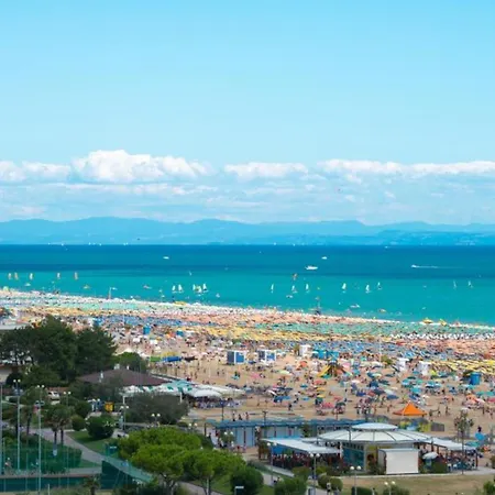 Appartamento Retreat For Up To 5 Guests-beahost Bibione