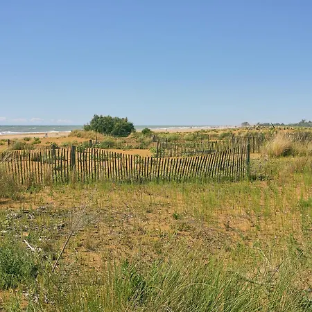 Apartment Retreat For Up To 6 Guests-beahost